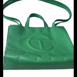 Telfar Leaf medium  With Dust Bag Used. Great Price