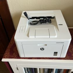 HP LaserJet Pro M203dw -lightly used, works perfectly