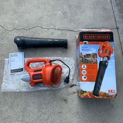 BLACK+DECKER 9 AMP 140 MPH 450 CFM Corded Electric Handheld Axial Leaf Blower