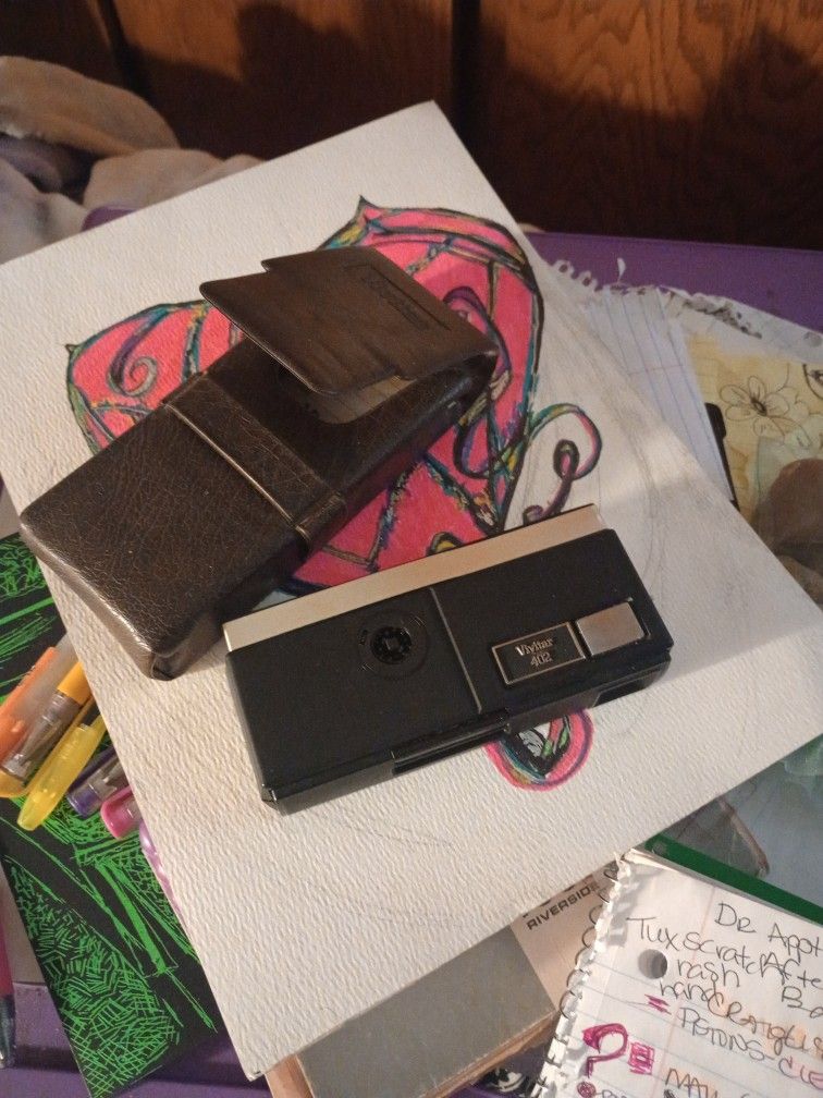 Vivitar 402 Vintage Camera