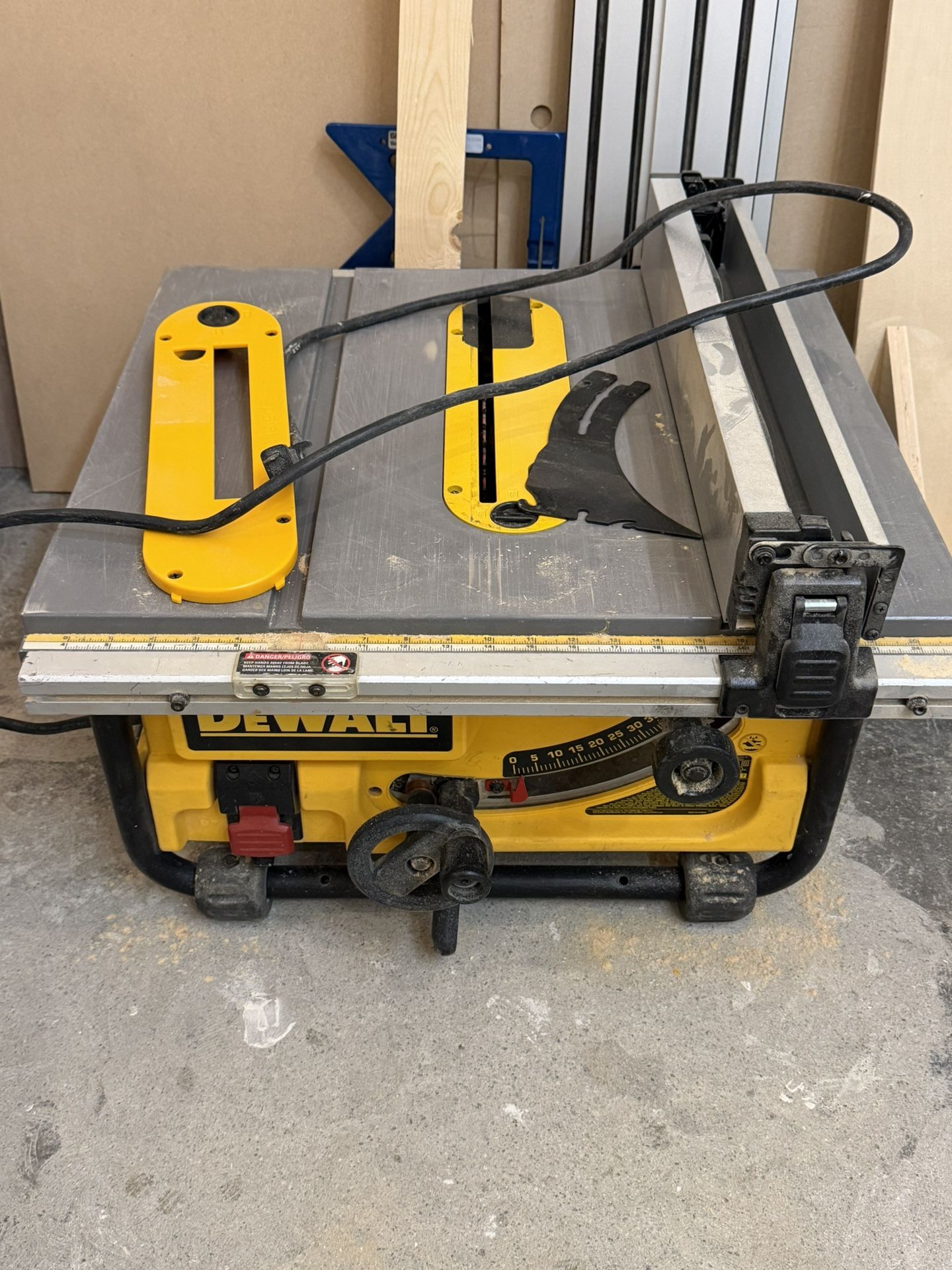 10” Dewalt Table Saw DWE7480