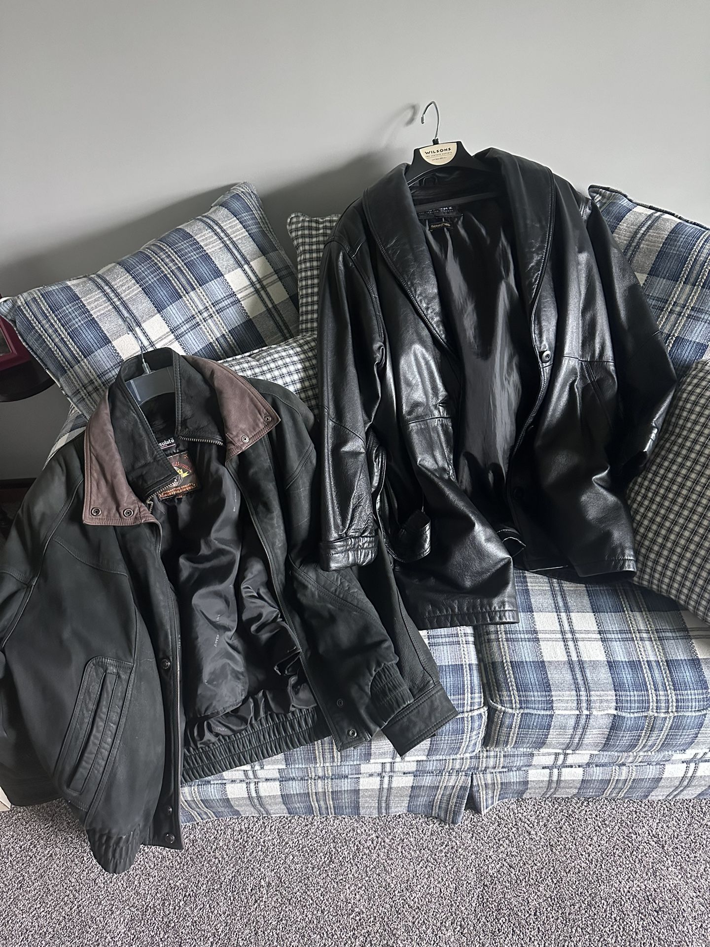 women’s leather coats size M