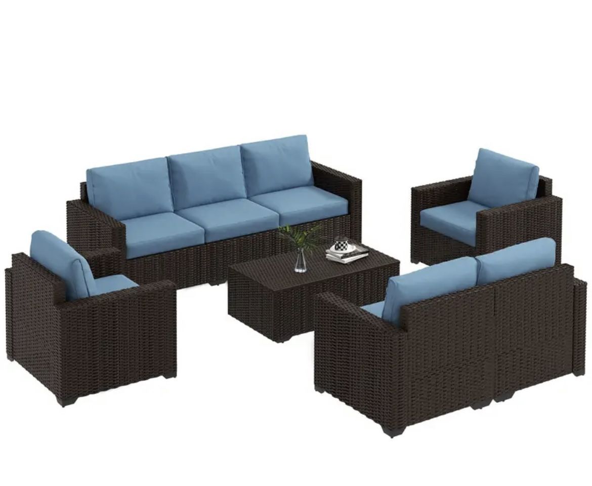 Patio Furniture Brand New 7 Pcs Only 380$