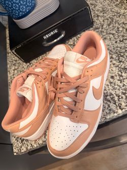 Nike Dunk Low White Peach Sneakers