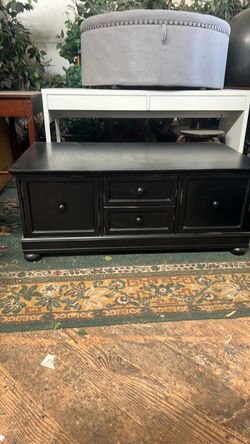 Free coffee table