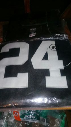 Lynch black jersey # 24 i got 1 sz 40 1 sz 44 3 sz 48 and 2 sz 60.