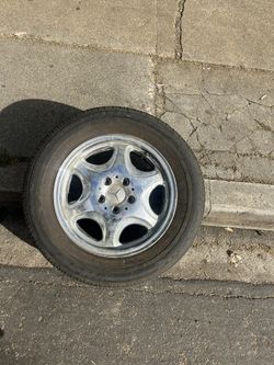 Mercedes Benz Tire And Rim