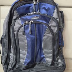 Ricardo Beverly Hills 22' Rolling Backpack Black, Blue Grey