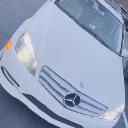 2011 Mercedes-Benz C-Class