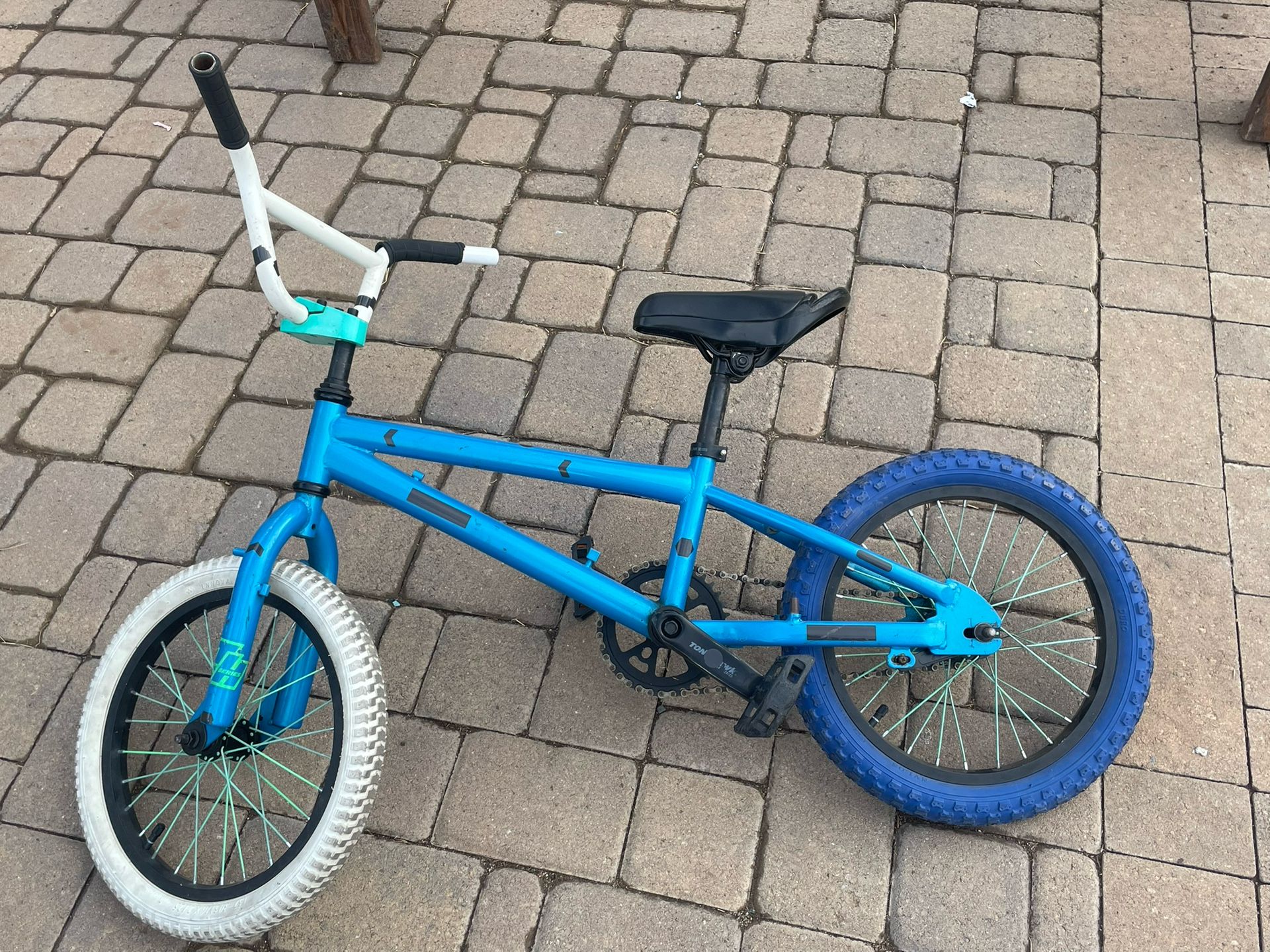 Tony Hawk Kids Bike