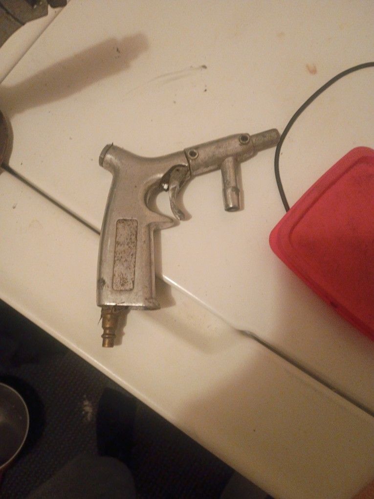 Sandblaster Gun