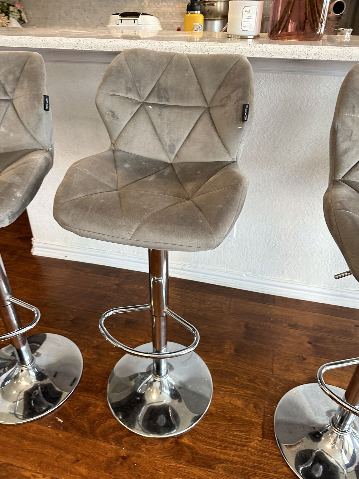 4 Grey Bar Stools for Sale in Fort Worth, TX OfferUp
