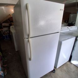Crosldy Fridge 