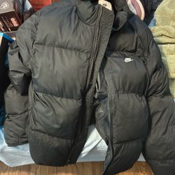 Nike Puffer