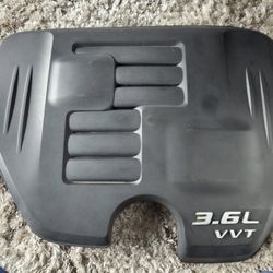 Dodge Charger Engine Cover