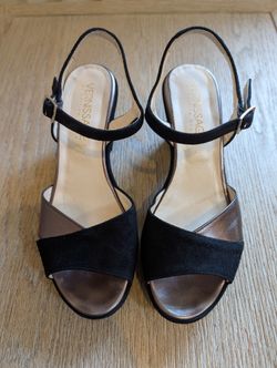 Vernissage by Soffice Sogno 🇮🇹 Handmade Italian Suede Peep-Toe Heels - EU 37