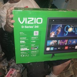 VIZIO D-Series Smart TV STILL IN BOX NEVER USED 24" 