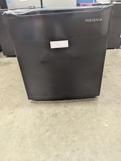 Insignia Compact Mini Fridge