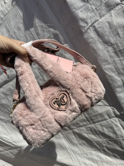Juicy Couture Fluffy Barrel 💗