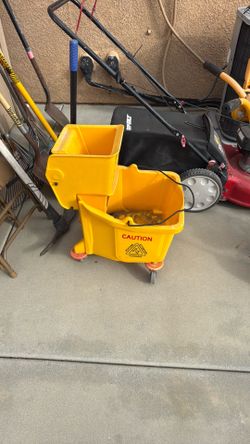 Large yellow cleaning