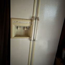 Free refrigerator freezer