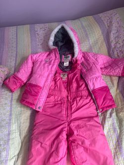 Snow coat and snow pants combo . Size 4-5