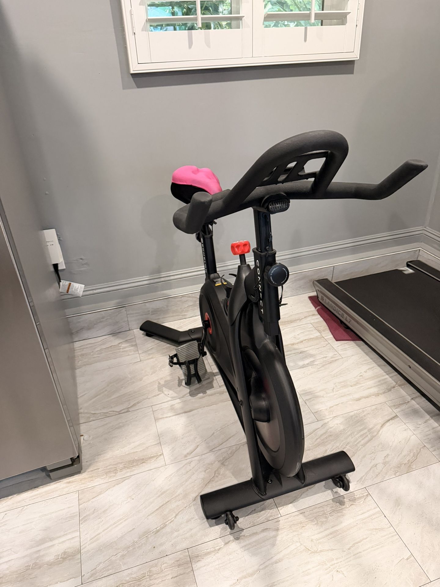 Indoor Fitness Bike/Cycle 