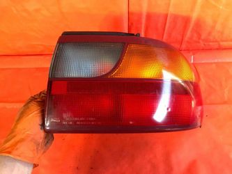 OEM 1(contact info removed) 1999 CHEVROLET CHEVY MALIBU PASSENGER RIGHT TAIL LIGHT LAMP R RH