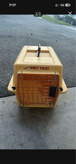 Pet taxi pet carrier like new