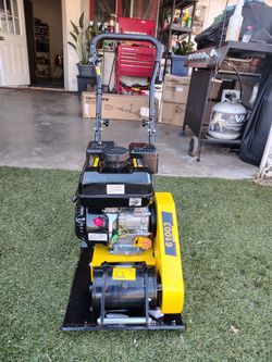 NEW 7hp gas plate compactor NUEVA