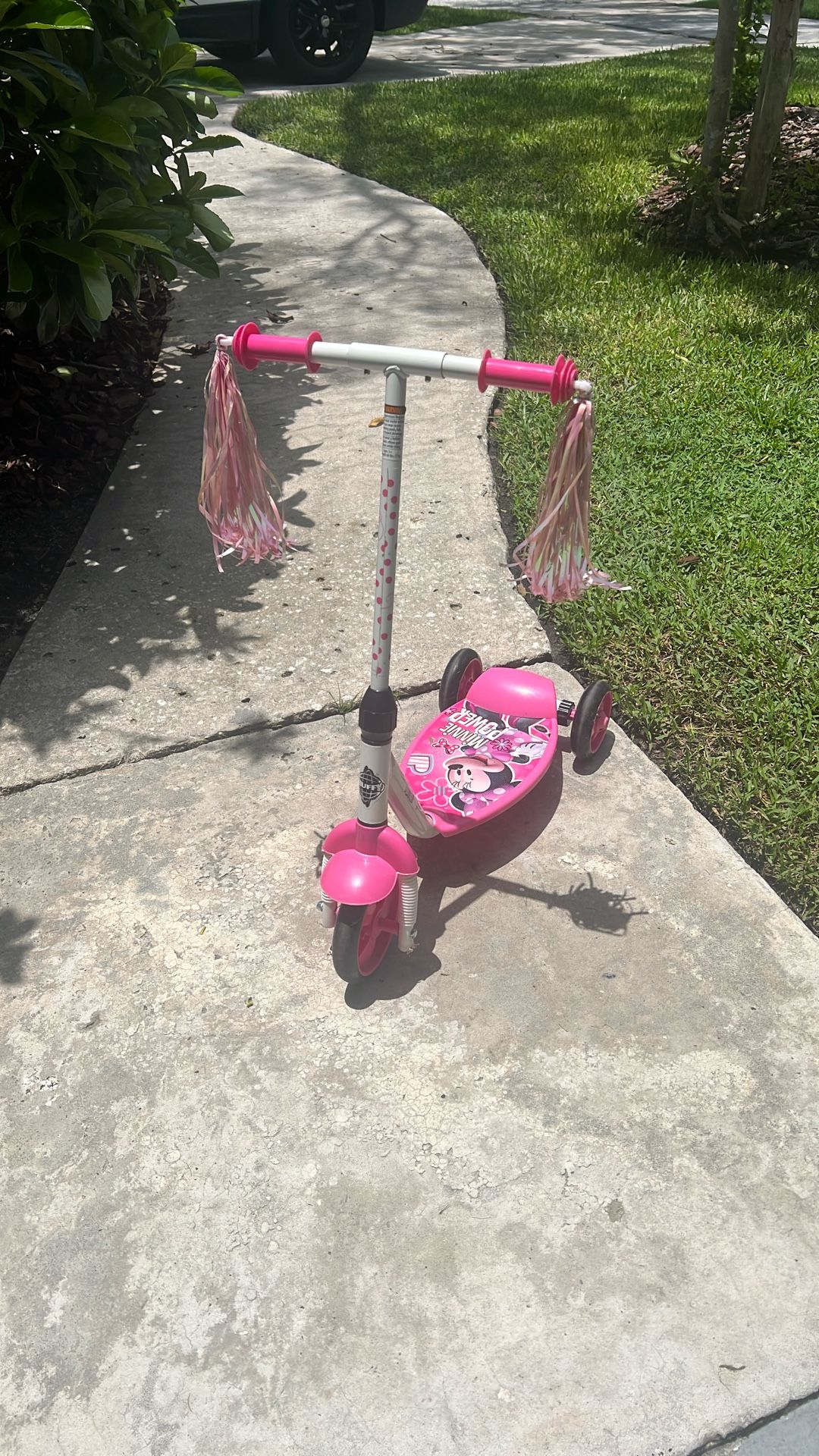 FREE Huffy Minnie Mouse Scooter
