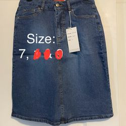 New Women’s Jeans Skirt ❗️Size: 7❗️