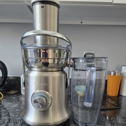 Breville Juicer