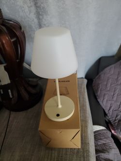 Weilailux cordless table lamp