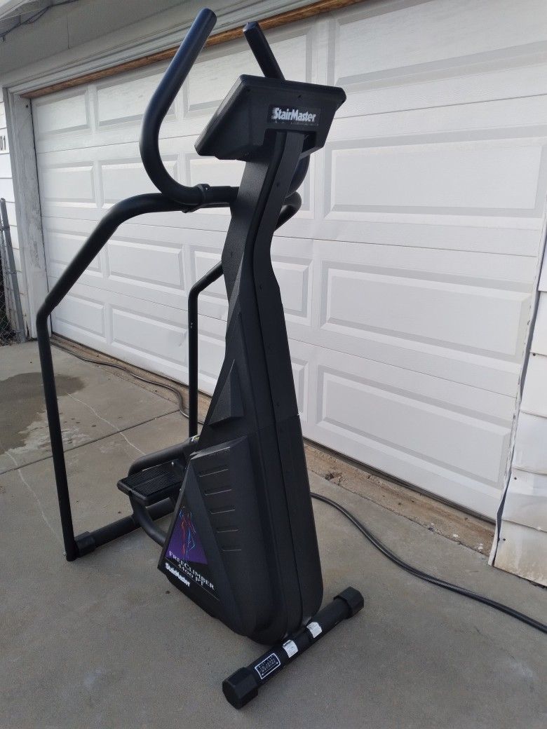 Stairmaster Freeclimber Pt 4400 for Sale in North Highlands, CA OfferUp