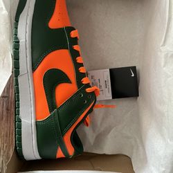 Nike Dunk Size 9