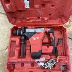 Milwaukee Roto Hammer