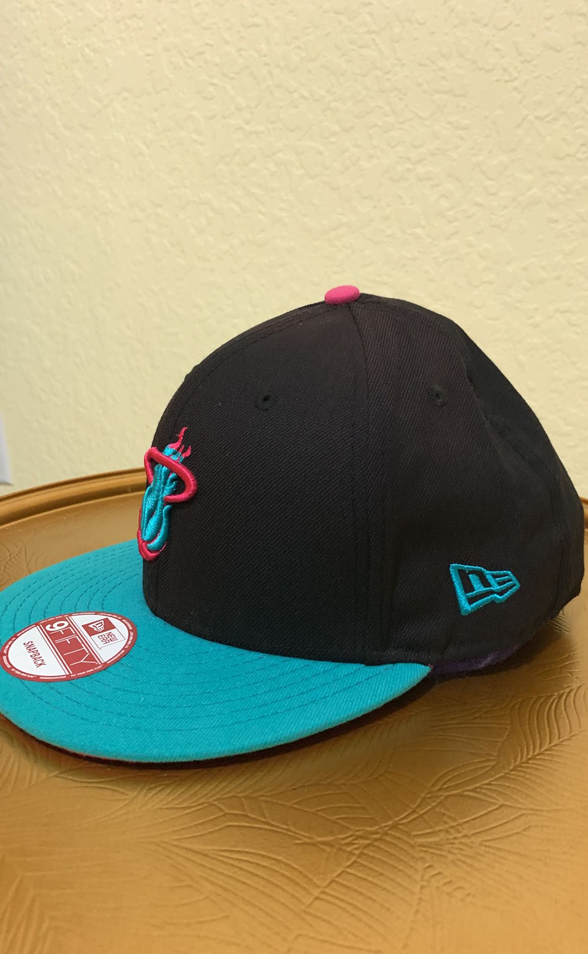 Miami Heat snapback south beach colors for Sale in Fort Lauderdale, FL -  OfferUp