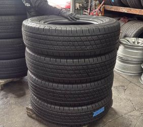 265 75 16 L/T Lexani Set of 4 Used