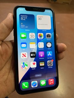 iPhone XR 64GB  Unlock for any carrier  We’re open Monday through Friday from 10am to 5:30pm Our location: 2945 W McDowell avenue phoenix AZ 85009
