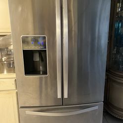 Stainless Steel Refrigerator Whirlpool 