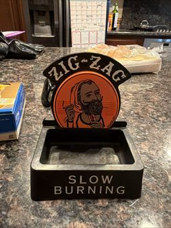 Zig Zag Ash Tray