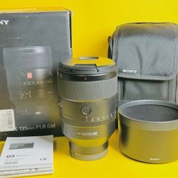 Sony FE 135mm f/1.8 GM Telephoto Lens MINT CONDITION