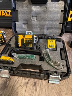 DEWALT 360° Green Laser Level