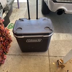 Coleman Wheeled Cooler Medium Size
