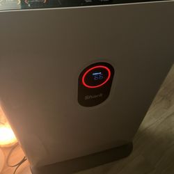 Shark Air purifier With New Unopened Filter 