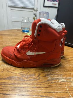 Air Command Force Nike University Red Men’s Size 7.5 Pre-owned 