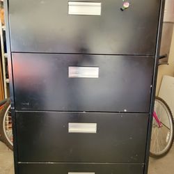 Large File Cabinet 4 Drawer W Lock N Key 