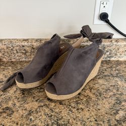 Women’s Wedge Sandals