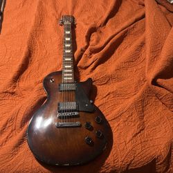 Gibson Les Paul Studio Guitar 2017 Model